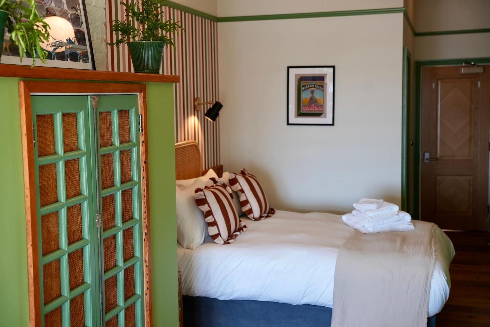 The London & Paris Hotel Folkestone Esterno foto