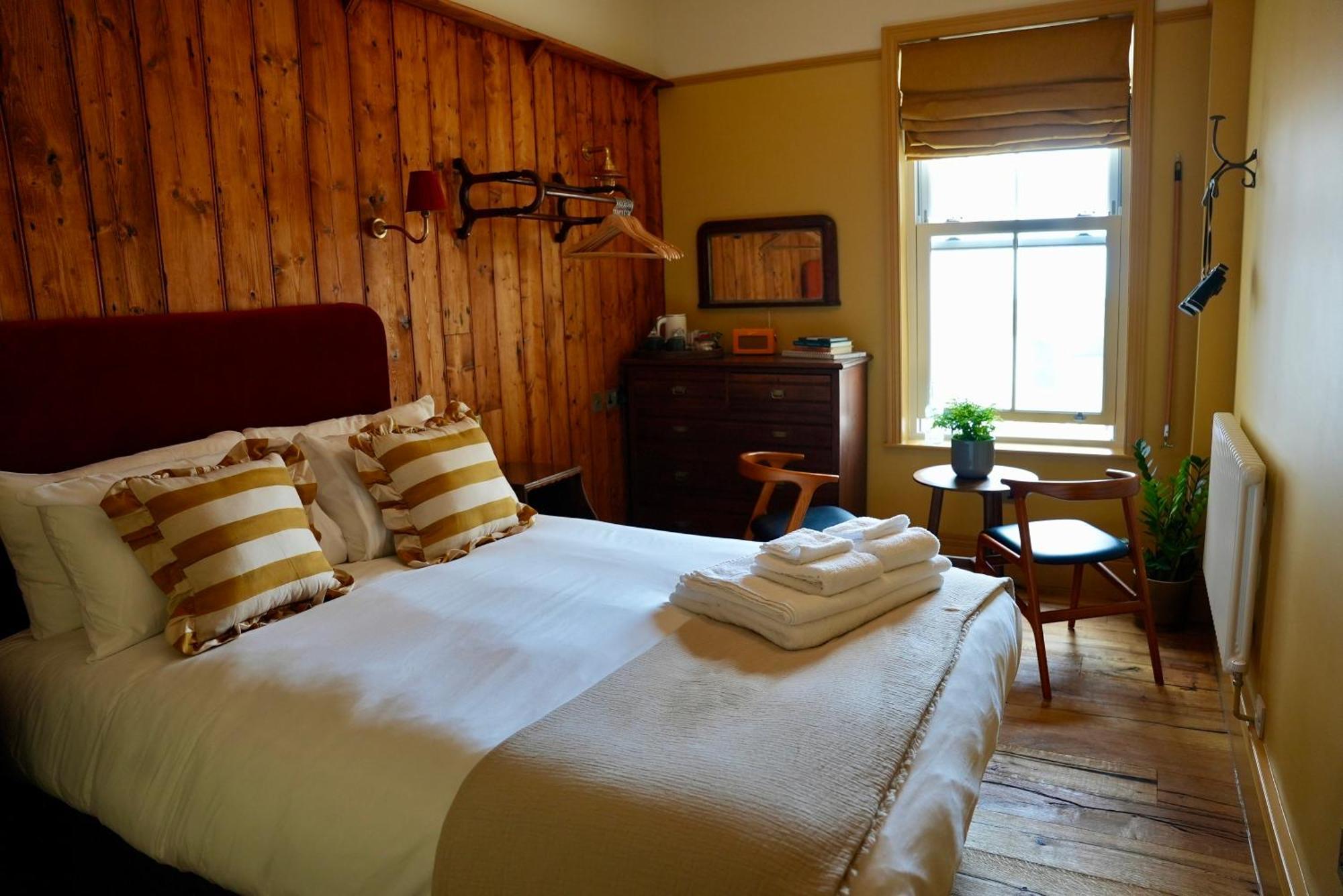 The London & Paris Hotel Folkestone Esterno foto
